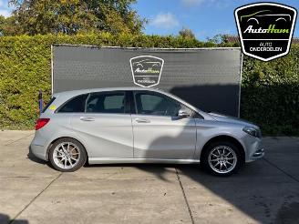 Salvage car Mercedes B-klasse B (W246), Hatchback, 2011 / 2018 1.6 B-200 BlueEFFICIENCY Turbo 16V 2014/6
