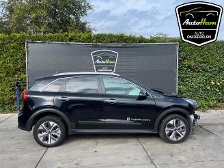 Vrakbiler auto Kia Niro Niro I (DE), SUV, 2016 / 2022 E-Niro 64 kWh 2020/11