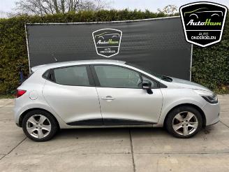 Vrakbiler auto Renault Clio Clio IV (5R), Hatchback 5-drs, 2012 / 2021 0.9 Energy TCE 90 12V 2013/1
