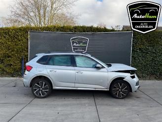 Coche siniestrado Skoda Kamiq Kamiq, SUV, 2019 1.0 TSI 12V 2022/4