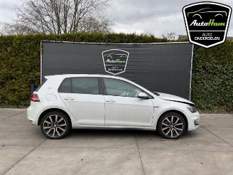 Coche siniestrado Volkswagen Golf Golf VII (AUA), Hatchback, 2012 / 2021 1.4 GTE 16V 2015/11