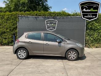 Démontage voiture Peugeot 208 208 I (CA/CC/CK/CL), Hatchback, 2012 / 2019 1.2 Vti 12V PureTech 82 2013/9