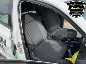 Volkswagen T-Cross T-Cross, SUV, 2018 1.0 TSI 95 12V picture 20