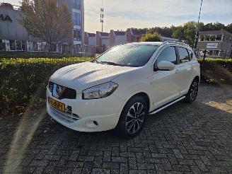skadebil auto Nissan Qashqai 1.6 16V SUV  Benzine 1.598cc 86kW (117pk) FWD 2010-11/2014-01 (J10A; J10B) HR16DE 2012/1