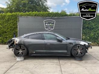 Salvage car Porsche Taycan Taycan (Y1A), Sedan, 2019 4S 2020/9