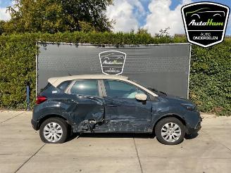 Démontage voiture Renault Captur Captur I (2R), SUV, 2013 0.9 Energy TCE 12V 2016/10
