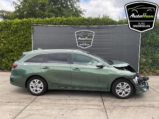 Auto da rottamare Kia Cee d Ceed Sportswagon (CDF), Combi 5-drs, 2018 1.0i T-GDi 12V 2024/6