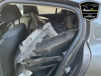 Peugeot 208 208 II (UB/UH/UP), Hatchback 5-drs, 2019 1.2 Vti 12V PureTech 75 picture 23