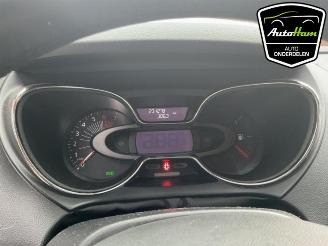 Renault Captur Captur (2R), SUV, 2013 1.2 TCE 16V EDC picture 19