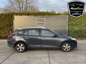 demontáž osobní automobily Renault Mégane Megane III Grandtour (KZ), Combi 5-drs, 2008 / 2016 1.4 16V TCe 130 2010/6