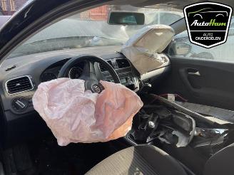 Volkswagen Polo Polo V (6R), Hatchback, 2009 / 2017 1.2 TSI picture 11