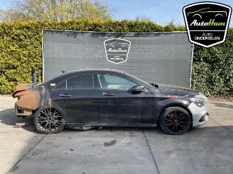 Sloopauto Mercedes Cla-klasse CLA (117.3), Sedan, 2013 / 2019 1.6 CLA-180 16V 2017/4