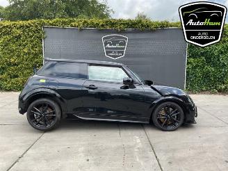 Purkuautot passenger cars Mini Mini Mini (F65/F66), Hatchback, 2024 1.5 12V Cooper C 3-Drs. 2024/5