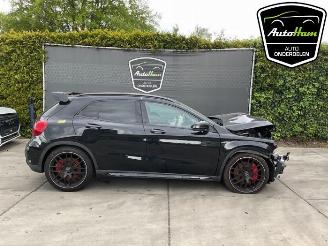 Salvage car Mercedes GLA GLA (156.9), SUV, 2013 / 2019 2.0 45 AMG Turbo 16V 2015/9