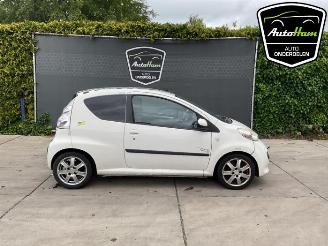 rozbiórka samochody osobowe Peugeot 107 107, Hatchback, 2005 / 2014 1.0 12V 2008/10