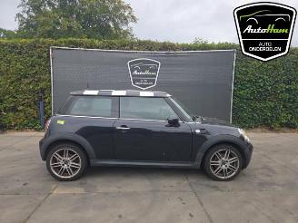 Vrakbiler auto Mini Mini Mini (R56), Hatchback, 2006 / 2013 1.6 16V Cooper 2007/1