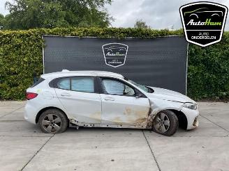 Dezmembrări autoturisme BMW 1-serie 1 serie (F40), Hatchback, 2019 118i 1.5 TwinPower 12V 2021/6