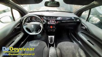 Citroën DS3 DS3 (SA), Hatchback, 2009 / 2015 1.6 e-HDi picture 2