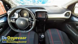 Peugeot 108 108, Hatchback, 2014 1.0 12V picture 2