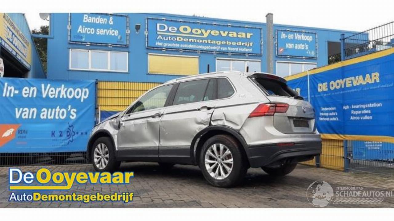 Volkswagen Tiguan Tiguan (AD1), SUV, 2016 1.4 TSI 16V