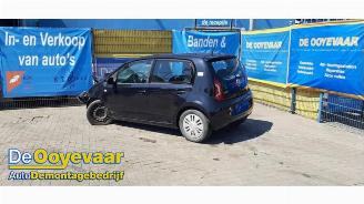 demontáž osobní automobily Volkswagen Up! Up! (121), Hatchback, 2011 1.0 12V 60 2012/6