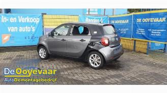 Vrakbiler auto Smart Forfour Forfour (453), Hatchback 5-drs, 2014 1.0 12V 2017/3