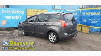 Auto da rottamare Peugeot 5008 5008 I (0A/0E), MPV, 2009 / 2017 1.6 HDiF 16V 2013/5