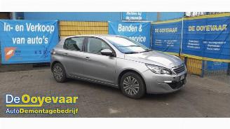 Démontage voiture Peugeot 308 308 (L3/L8/LB/LH/LP), Hatchback 5-drs, 2013 / 2021 1.2 12V VTi PureTech 82 2013/11