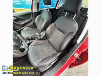 Peugeot 2008 2008 (CU), MPV, 2013 / 2019 1.2 12V e-THP PureTech 110 picture 8