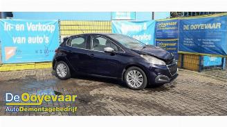 skadebil auto Peugeot 208 208 I (CA/CC/CK/CL), Hatchback, 2012 / 2019 1.2 Vti 12V PureTech 82 2016/10