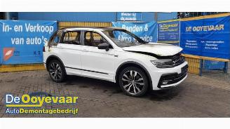 Salvage car Volkswagen Tiguan Tiguan (AD1), SUV, 2016 / 2024 2.0 TSI 16V 4Motion 2017/7