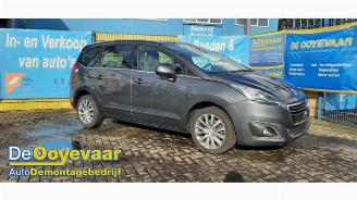 Salvage car Peugeot 5008 5008 I (0A/0E), MPV, 2009 / 2017 1.6 THP 16V 2014/8