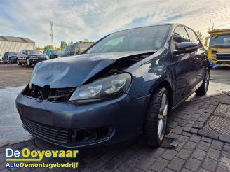 Coche siniestrado Volkswagen Golf Golf VI (5K1), Hatchback, 2008 / 2013 1.4 TSI 122 16V 2009/11