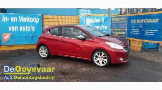 Coche siniestrado Peugeot 208 208 I (CA/CC/CK/CL), Hatchback, 2012 / 2019 1.6 Vti 16V 2012/7