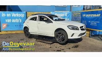 Vrakbiler auto Mercedes A-klasse A (W176), Hatchback, 2012 / 2018 1.6 A-160 16V 2016/1