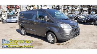 krockskadad bil auto Ford Transit Transit Custom, Van, 2011 / 2023 2.0 TDCi 16V Eco Blue 105 2017/7