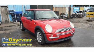rozbiórka samochody osobowe Mini Mini Mini (R50/53), Hatchback, 2001 / 2007 1.6 16V One 2004/7