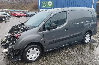 danneggiata veicoli commerciali Peugeot Partner Peugeot Partner L2 Komfort 2015/1