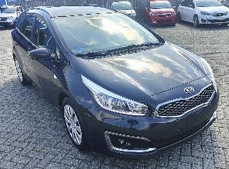  Kia Ceed Kia Ceed Sportswagon Edition 7  ( 1400 benzine ) 2017/9