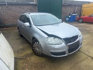 Volkswagen Golf 1.9 tdi picture 2