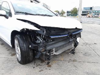 Volkswagen Golf GTE picture 11