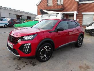 Schadeauto Peugeot 2008  2023/9