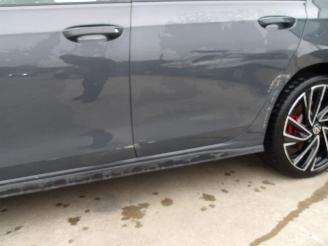 Volkswagen Golf 2.0  GTI picture 16