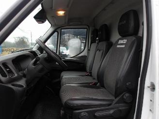 Iveco Daily 35 S16 picture 15