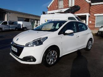 škoda osobní automobily Peugeot 208  2019/7
