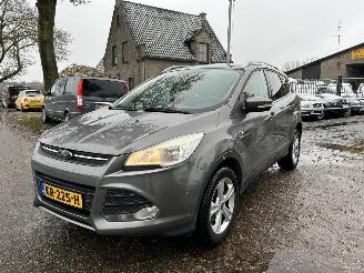 skadebil auto Ford Kuga 1.6 TREND, NAVIGATIE, AIRCO, PDC, 6 BAK, ELKTR. PAKKET, PDC ENZ 2013/1