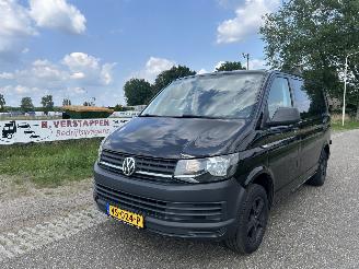 skadebil bedrijf Volkswagen Transporter 2.0 TDI L1/H1 AIRCO 75 KW 2016/4