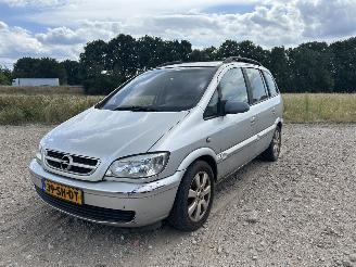 skadebil auto Opel Zafira -A 2.0-16V DTi Comf Navigator 7 PERSOONS UITVOERING 2006/1