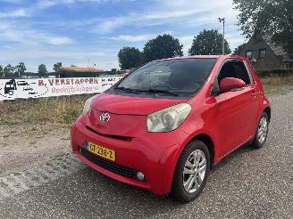 Schadeauto Toyota iQ 1.0 VVTi Comfort LPG G3 MOTORSCHADE ! 2009/5
