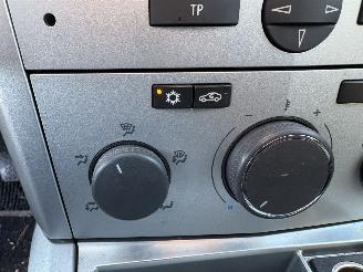 Opel Astra STATION WAGON 1.7 CDTI BUSINESS picture 11